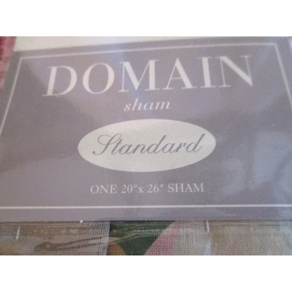 Domain Standard Sham‎ Martinique Floral Plaid 20 x 26 New